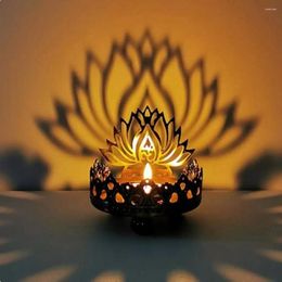Candle Holders Retro Hollow Carved Tealight Holder Buddha Ghee Lamp Light Desktop Decoration Ornaments