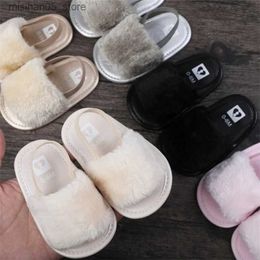 Sandals Suefunskry Baby Plush Sandals Summer Open Fur Princess Apartment Toddler Walking Shoes 0-12 Months Q240328