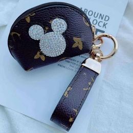 Presbyopia Keychain Buckles Car Keys Holder Bag Key Ring Cute Brown Flower Rhinestone Mouse PU Leather Keyring Pendant Fashion Des2159