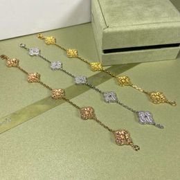 Последний бренд дизайнера Van High Version V Gold Loble Elemloplated Full Diamond Five Flower Bracelet Lucky Clover Card