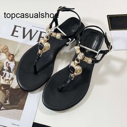 Chanelllies Paris sandal Slippers Women Channeles diamond thong pearl T strap slingbacks interlocking letters C slides sandals waterfront slip on mule summer