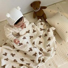 Blankets Baby Cartoon Swaddle Bear Muslin For Beds Born Cotton Gauze Wrap Boys Girls Bath Towel Pography Props
