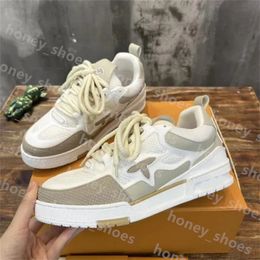 2024 Designer Flash Diamond Casual Skate Shoes 1854 Bread Sneakers Men women Breathable mesh leather made upper Side brand flower Thick Bottom SIZE 35-47 H38