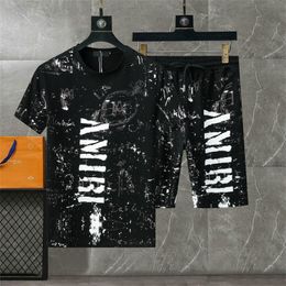 24SS Mens Designers Tracksuit Set Luxury Classic Fashion Hawaiian Shirts Tracksuits Pineapple Print Shorts Short Shirt Short Sleeve Suit #063