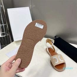 Straw Beach Slippers Sandals Mules Sandal Slipper Designer Luxury Mule Slingbacks Women Summer Slide Classic Letters Low Heel Peep Toe Shoes