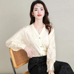 Women's Blouses Oriental Aesthetics Women Silk Jacquard Shirts Low-Key Landscape Pattern V-neck Batwing Seeve Tops Chic Shirt For Ladies