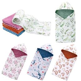 Double-sided Warm Velvet Thickened born Hooded Sleeping Bag Envelopes Toddler Swaddle Wrap for Basket Sleepsacks 240322