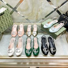 2024 nuove scarpe da donna di marca di alta qualità con strass fibbia in vernice doppia G scarpe primavera e l'estate cava piatta singola scarpa pantofole sandalo testa