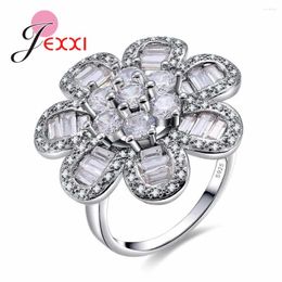 Cluster Rings Exaggerate White Flower Clear Crystal Ring High Zircon Jewellery 925 Stamp Silver Needle For Women Wedding & Bridal Gift