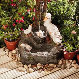 Sculptures Duck Squirrel Water Solar Power Resin Patio Fountain Garden Design with Solar Light Gardening Outdoor Decorations Gift Present