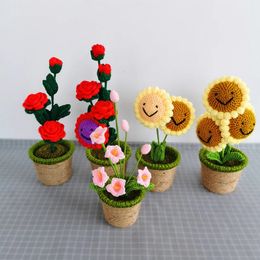 Handmade Simulation Sunflower Rose Flowers Plush Plants Home Bedroom Decoration Christmas Valentine Gifts 240318