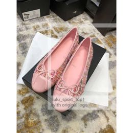 Scarpe Channel Donna Designer Paris Brand Ballerine nere Scarpe Primavera trapuntata in vera pelle Slip on Ballerina di lusso Punta tonda Abito da donna Chanells Scarpe 286