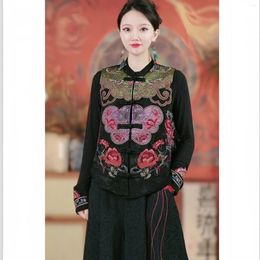 Ethnic Clothing 2024 Autumn Chinese Women Style Vintage Satin Embroidery Clip Stand Collar Sleeveless Retro Short Vest Top W232