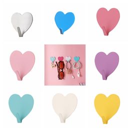 Stainless steel Love adhesive hooks girl heart pink heart adhesive hook peach heart hook heart-shaped room decoration hook TH24