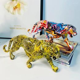 Decorative Figurines Creative Colorful Leopard Sculpture Water Transfer Printing Animal Statue Bookshelf Desktop TV Cabinet Decoration