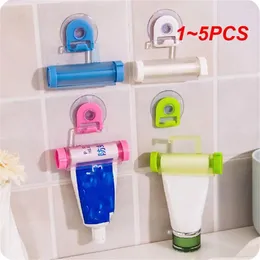 Bath Accessory Set 1-5PCS Toothpaste Alloter Convenient And Quick. Suction Cup Hanging Type Submarine Design