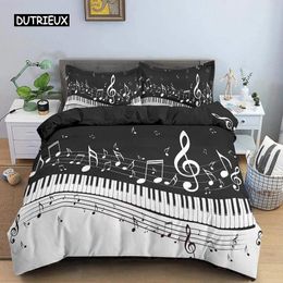 Bedding Sets Piano Duvet Cover Set Polyester Rotating Musical Notes For Girls Retro Music Theme Black And White Stave Quilt