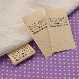 accessories Personalised Brand Sewing Labels, Custom Logo, Cotton Tags, Business Name, Arrow, White Fabric, 25mm x 50mm, MD5081
