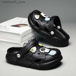 Sandals 2023 New Girl Clogs Childrens Sandals 6-12 Year Old Childrens Leisure Summer Sports Shoes Soft Thick Sole Slide Free Delivery Q240328