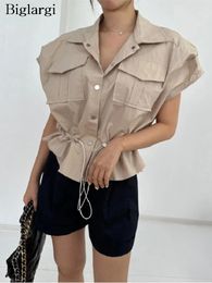 Women's Vests Spring Summer Sleeveless Coat Women Casual Fashion Pleated Ladies Cropped Jackets Korean Style V-Neck Woman Coats