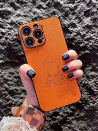 Fashion designer leather cartoon drawing Bear phone case iphone 15 Pro Max 14 13 12 mini 11 XS XR X 8 7 Plus 15Plus cartoon design back cover Chinese phone case