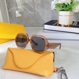 Designers Classic Sunglasses Available in Multiple Colours Trendy Fashionable Celebrity Internet Popular Sunglasses L40056 Womens Luxury Sunglasses