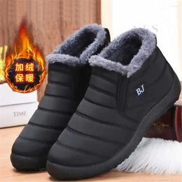 Boots Slip-ons Fur Padded Tall Shoes Men Black Long Sneakers For Big Size Sports Trend Season Top Grade