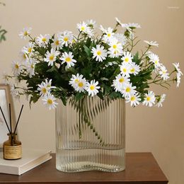 Decorative Flowers 27 Heads White Daisy Bouquets Artificial Silk Chrysanthemum Realistic Flower Wedding Decoration Table Centerpieces