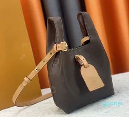 Designers Tote Bag Leather Handbags luxurious Womens Fashion Shoulder Bags Classic Full Letters Crossbody Bag Handbags Totes