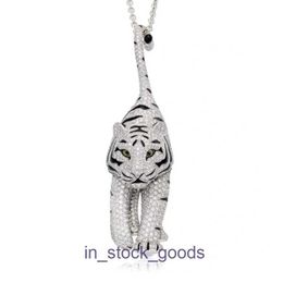 Erstklassiger Luxus-Designerschmuck, Halskette mit Tiger-Anhänger aus 925er Silber überzogen mit hohem Kohlenstoffgehalt und Emaille/Carter-Auktionsserie, original 1:1 mit echtem Logo