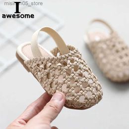 Sandals Summer childrens sandals baby girls soft cross anti slip princess baby shoes outdoor childrens beach shoes Q240328