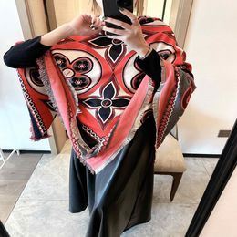 2024 top Fashion Designer scarf for women Men Cashmere Scarf Luxury VV shaped Scarf Winter spring New Warm Scarf Large flower arge sized square scarf Size 145X145cm