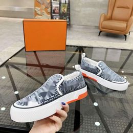 Casual Shoes Designer H Top Quality Luxury Fashion Trendy Spring And Autumn Season Mens Shoes Canvas Chequered Board Shoes Step Lazy Shoes Appearance Breathable