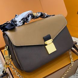 Bags Totes Handbag Designer Bag Women Classic Imitation Famous Brand Multicolor Leather Letter Splicing Shoulder Bag Fashion Chain Style Party Wallets