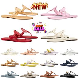 Luxury Womens Tory Miller Sandal Leather OG Original Soft Beach Torys burchslides Slides Flip Flops Designer Sandals Black White Yellow Pink Red Slippers Loafers