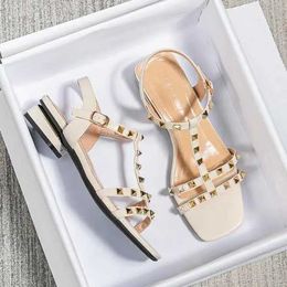 Sandals Beige High Heel Fashion Womens Shoes 2024 Large Medium Black Luxury Summer New Stud Girls Comfortable Low Roman H240328B7BZ