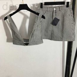 Two Piece Dress designer 23ss skirt set womens clothing Metal Striped Suspender Underwear waisted denim short half sets a1 QQMQ