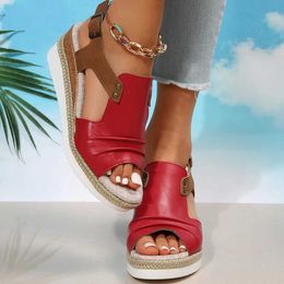 Sandals 2024 Summer New Peep Toe Belt Buckle Thick Bottom Womens Shoes Wedges Casual Wrinkle Roman Style Sandales Femme H240328Q3Q0