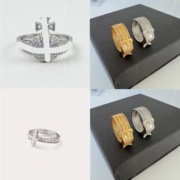 2024 Hot selling Designer Vivianes diamond band ring for woman man fashion 925 sterling silver Venus and Saturn multicolour rings jewelry Engagement gifts