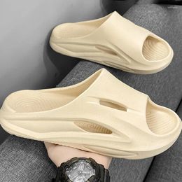 Slippers Comwarm Men Light Thick Bottom EVA Sandals Unisex Fashion Beach Shoes Soft Hollow Summer Sneaker