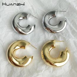 Stud Earrings HUANZHI Irregular Wave Twisted Hollow C-shaped For Women Girls Geometric Round Brass Simple Design Classic Jewellery