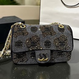 Shining And Shining Designer All Artificial Diamonds CF Classic Flap Cross Body Bag Flower And Letter Decoration Cute Shoulder Bag Luxury Wallet Handbag 25x7x15cm