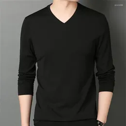 Men's T Shirts Fashion Men Solid Basic T-Shirts Spring Autumn Male Clothes V-Neck Tee Long Sleeve Bottoming Thin Slim Casual Pullover Tops