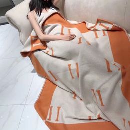 디자이너 Avalon Throw 담요 Hernes Jacquard Blankets Cashmere Blankets 고급 홈 여행 던지기 여름 에어컨 비치 담요 135*175cm