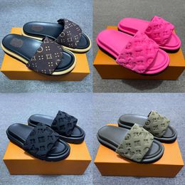 Designer Pool Pillow Sandals Couples Slippers Men Women Summer Flat Shoes Fashion Beach Slippers Slides with Box 35-46 tn 1804