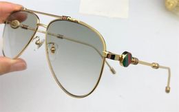 The latest fashion designer sunglasses 6002 pilot frame frame stitching Colour leg protection light Colour decorative eyewear top qu6926009