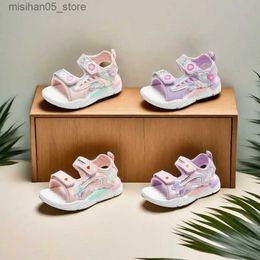 Sandals Girl Princess Sandals 2024 Summer New Girl Beach Sweet Light Shoes Childrens Soft Sole Cartoon Childrens Candy Colour Sandals Q240328