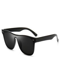 Fashion New BLAZE Sunglasses Men Women Flash Sun Glasses Brand Designer Mirror Black Frame gafas de sol with cases3501838