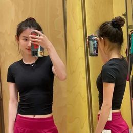 Lu Align Takes Women's T-Shirt Women Alllt Yoga Sports Short Sleeve Shirt High Elastic Ribbing Fabric Tight Tops Fitness Sport T-shirt Lemon Sports 2024