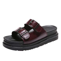 Slippers Womens Sandals British Style Roman Shoes Comfortable Soft Leather Summer Metal Buckle Casual Sliding Platform H2403281LHN